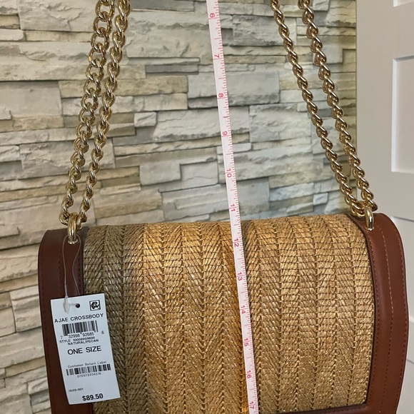NWT INC A Jae Crossbody- Natural Pecan bag. - Picture 3 of 5